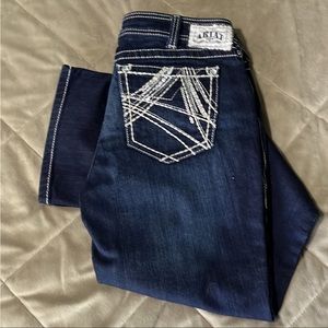 NWOT Ariat Dark Wash Jeans with embellishment- 31L